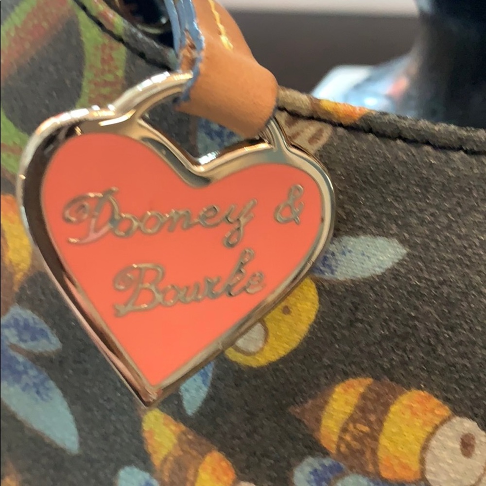🐝 RETIRED RARE and SOOO CUTE! BEE MINI BAG - Picture 3 of 4